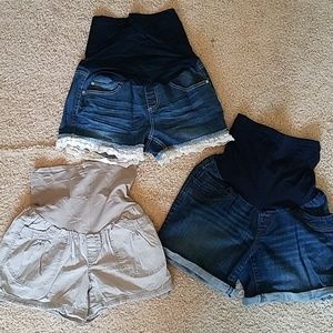 Maternity Shorts (lot of 3)